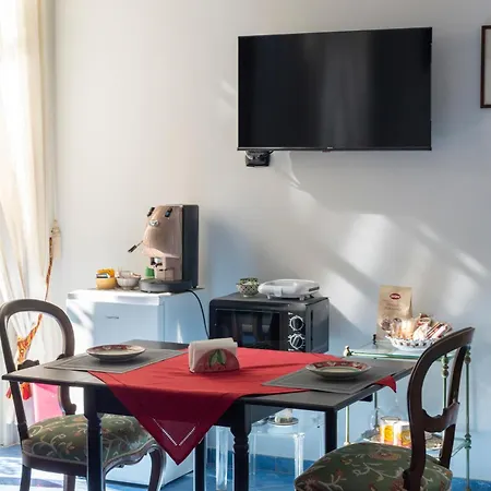 Le Stanze Dei Mille Bed & Breakfast 4*