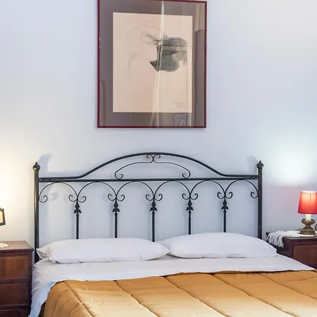 Le Stanze Dei Mille 4* Napoli