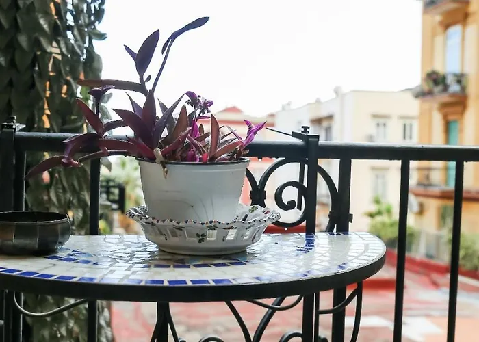 Le Stanze Dei Mille 4* 나폴리